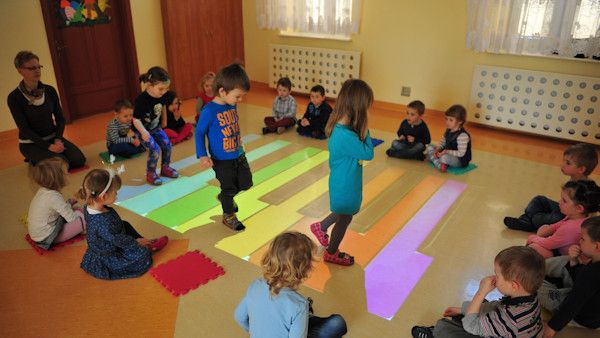 Rozwijac wrazliwosc artystyczna dzieci