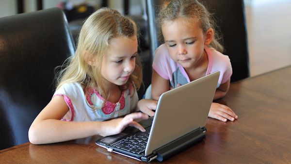 Nauczyc dziecko bezpieczny internet